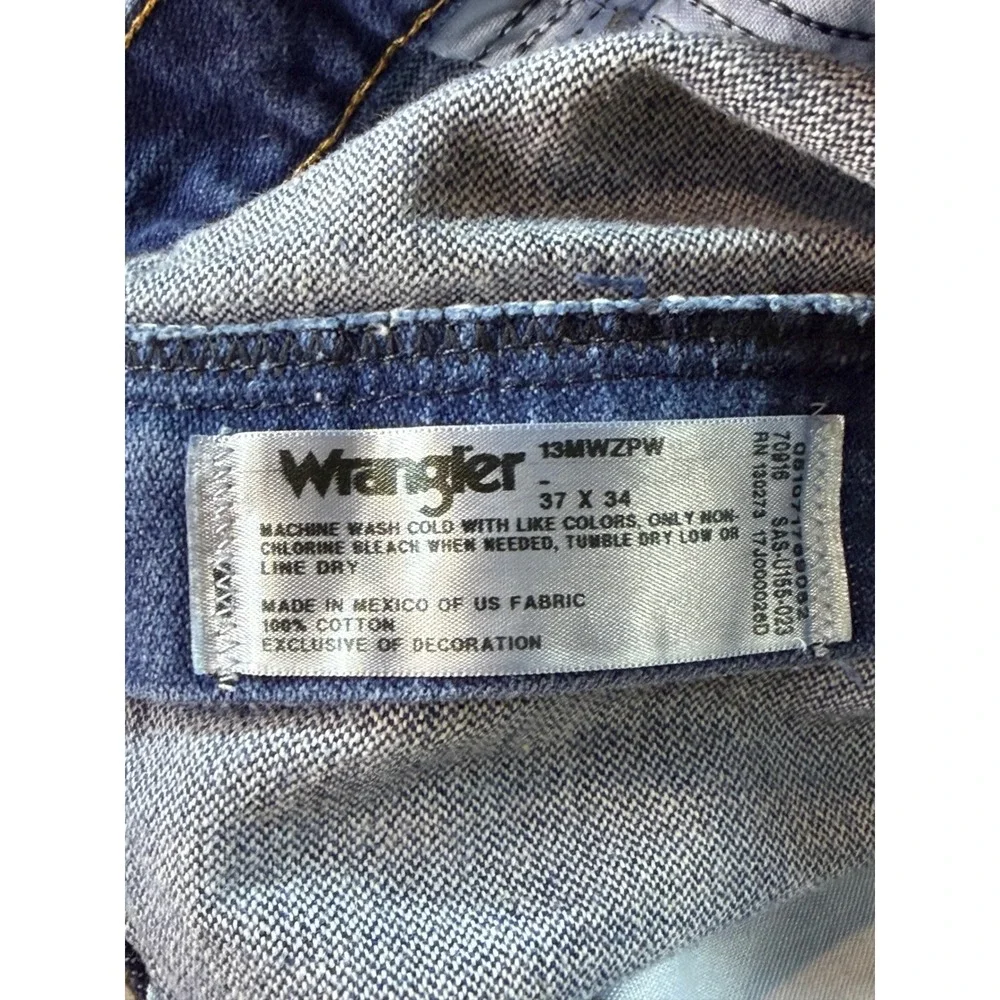 Wrangler Jeans Mens 37x34 Blue Excellent Cowboy Cut 13MWZPW Straight Leg Denim